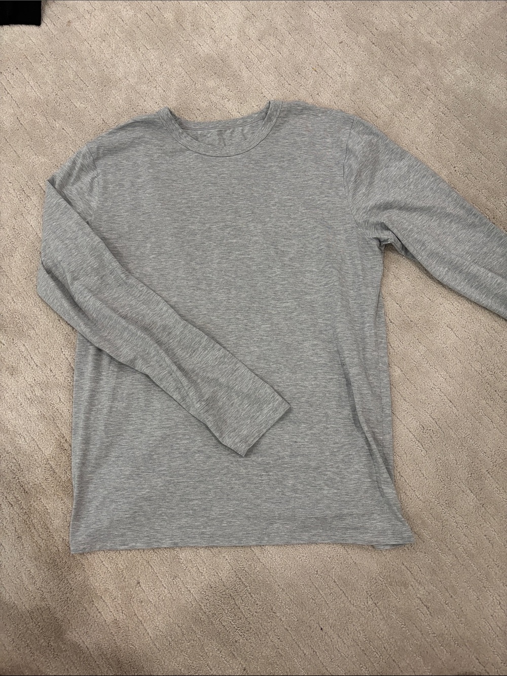 lululemon athletica Heather Gray Long Sleeve Crew